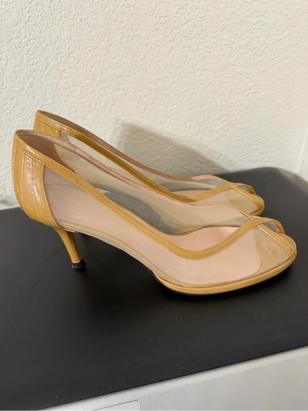 Stuart Weitzman meshin adobe aniline shoes size 8